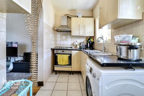 undefined, Leader Avenue, London