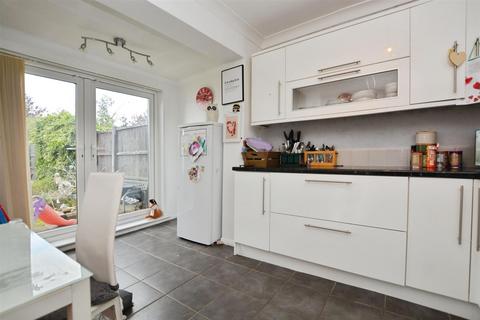 3 bedroom semi-detached house for sale, Westerdale Road, Scunthorpe