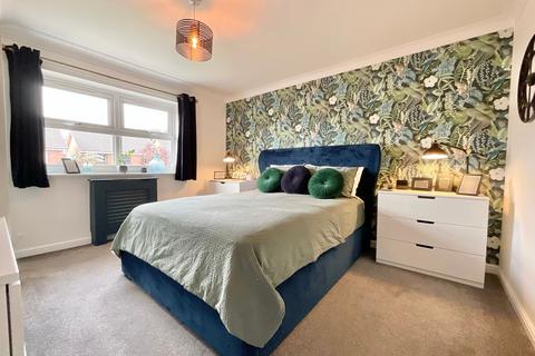 3 bedroom detached house for sale, Turner Close, Crewe, CW1