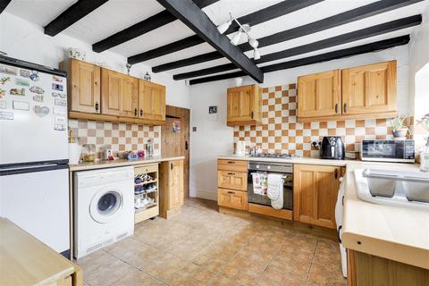 2 bedroom terraced house for sale, West Terrace, Hucknall NG15