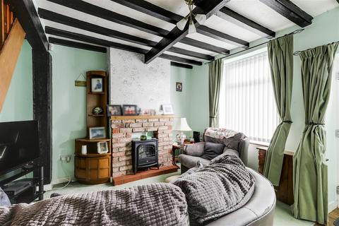 2 bedroom terraced house for sale, West Terrace, Hucknall NG15