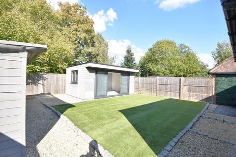 undefined, Ladbroke Road, Horley, RH6