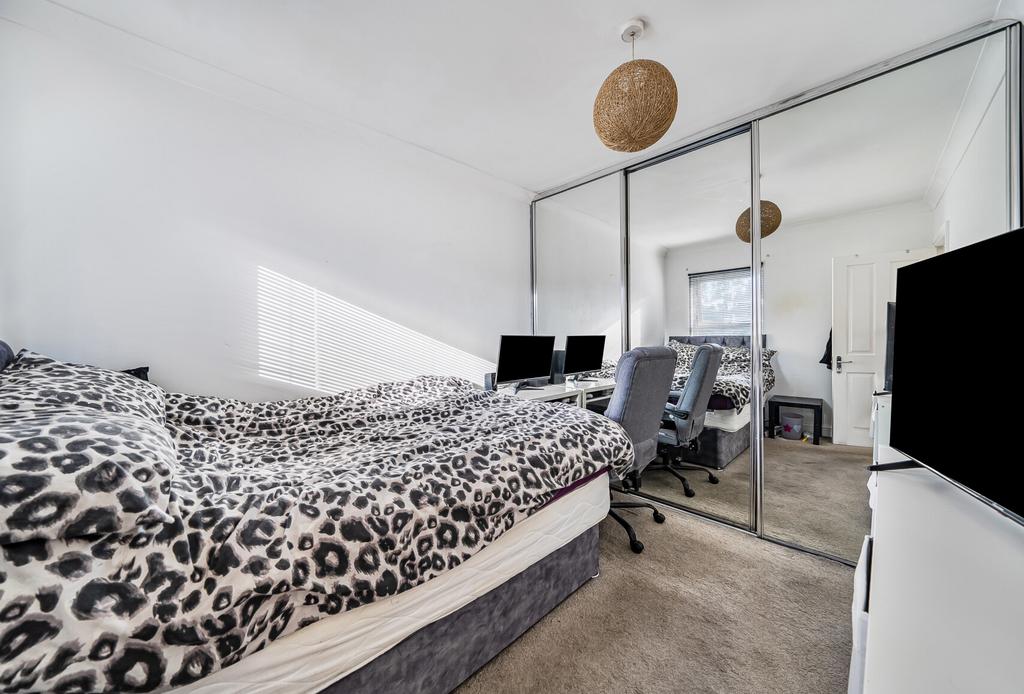 1360450-10-68db9d...