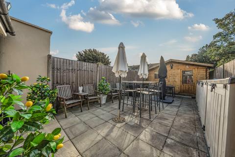 4 bedroom terraced house for sale, Northwood Road, Thornton Heath CR7