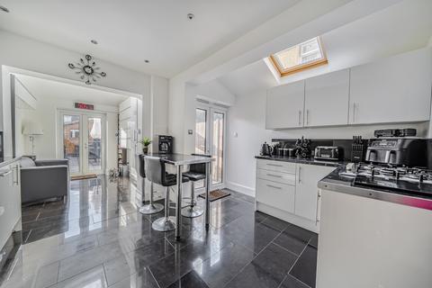 4 bedroom terraced house for sale, Northwood Road, Thornton Heath CR7