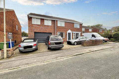 undefined, Priest Close, Hunmanby, YO14