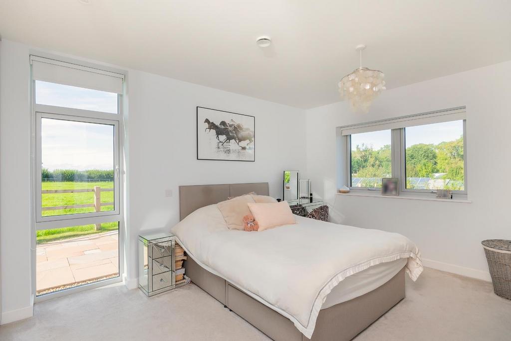 ESUOHAITSEH - Bedroom B.jpg