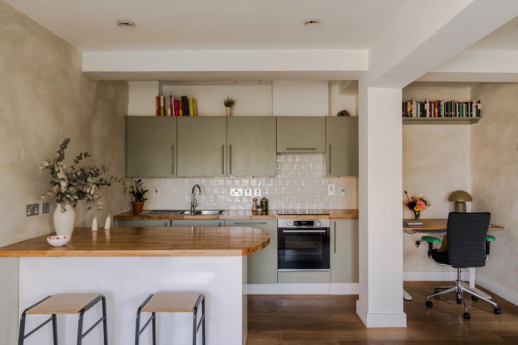 312384 - Flat 2, 110-114 Grafton Road-21.jpeg