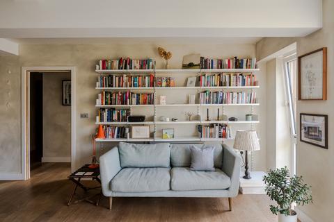 1 bedroom flat for sale, Grafton Road, London NW5