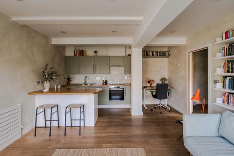 1 bedroom flat for sale, Grafton Road, London NW5