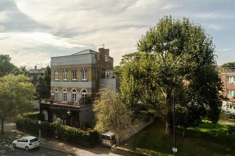 1 bedroom flat for sale, Grafton Road, London NW5