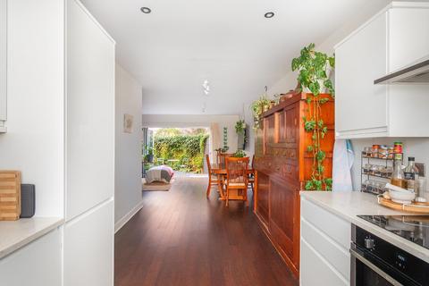 14 Bathwell Road, Bristol, BS4 3AN