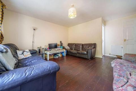 5 bedroom terraced house to rent, Guildford Park Avenue, Guildford GU2