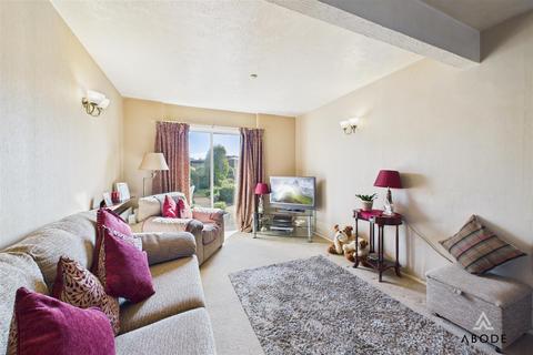3 bedroom semi-detached house for sale, Beacon Drive, Burton-On-Trent DE13