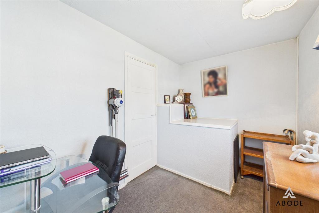 CAM01882 G0-PR0181-STILL008.jpg