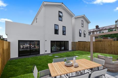 5 bedroom detached house for sale, Greenbank Road, Plymouth