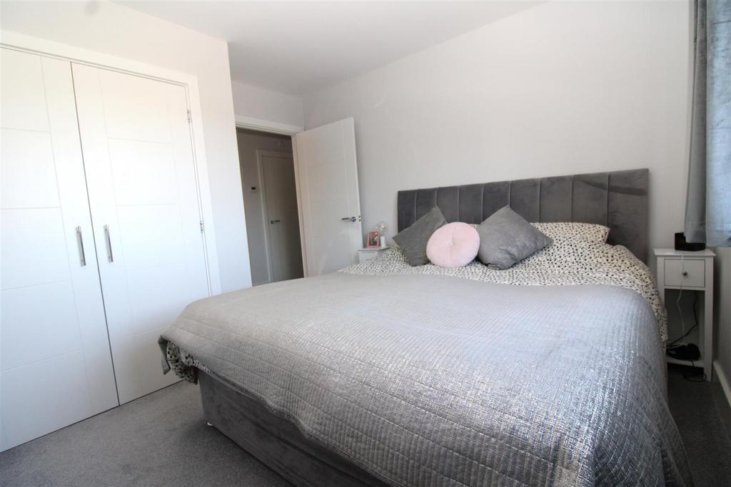 Bedroom 1...JPG
