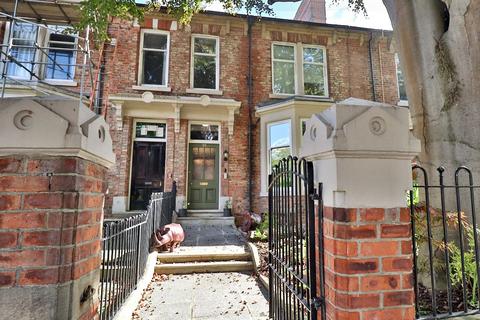 5 bedroom terraced house for sale, Stanhope Road South, Darlington, DL3