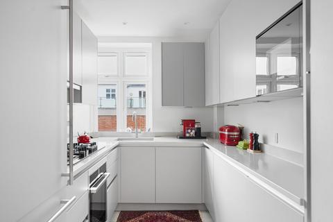 3 bedroom apartment to rent, Hall Road, London, NW8