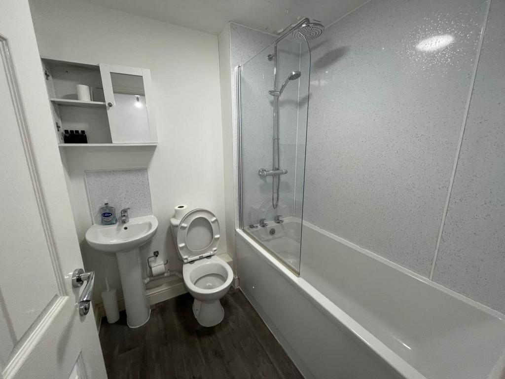 St james st 36 flat
