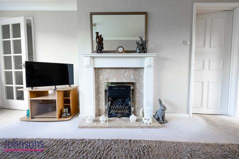 3 bedroom terraced house for sale, St. Peters Close, Evesham, WR11