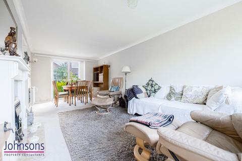 3 bedroom terraced house for sale, St. Peters Close, Evesham, WR11