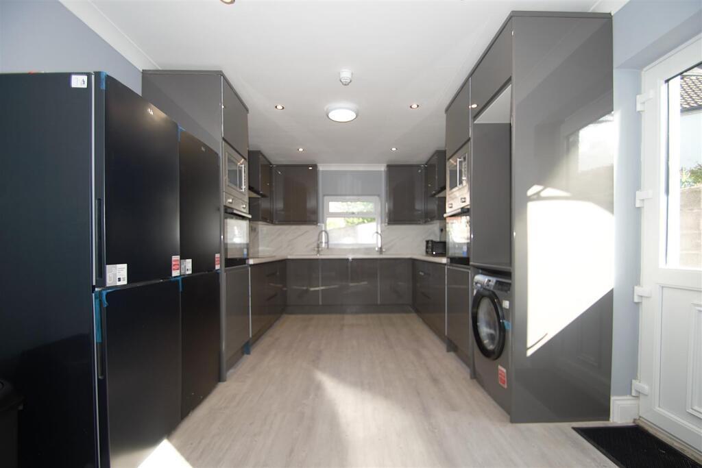 Kitchen.jpeg