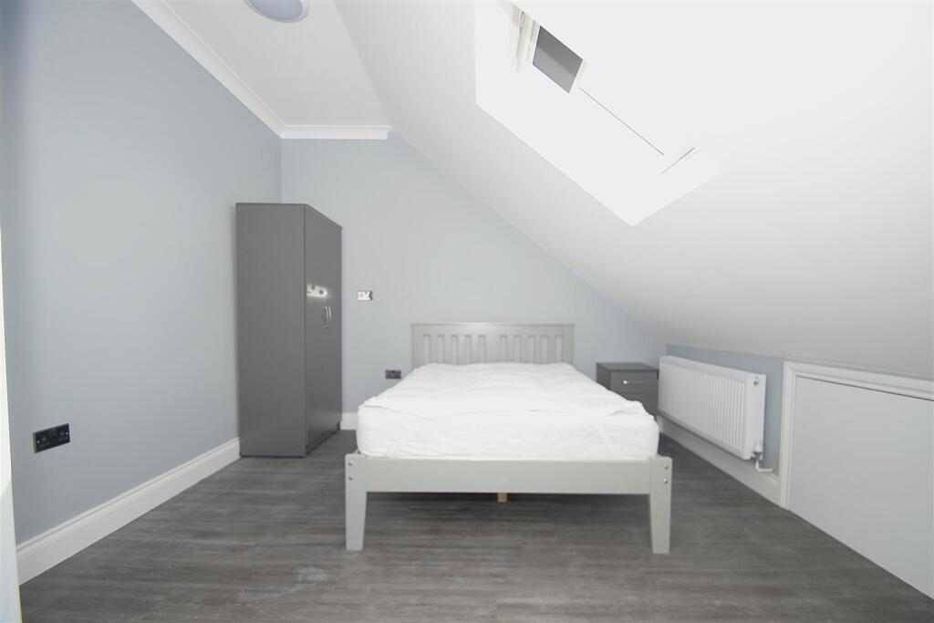 Bedroom - 7.jpeg