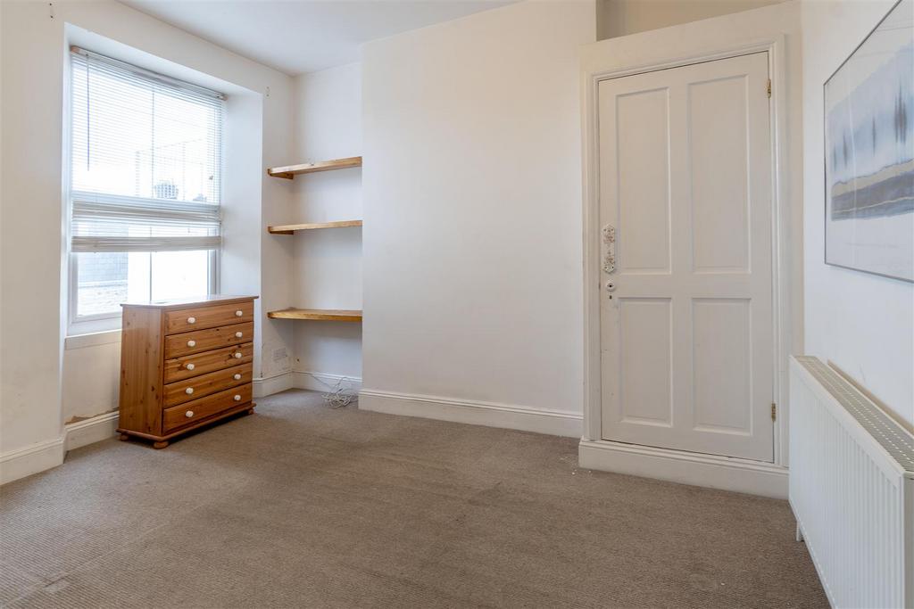 Bedroom 3.jpg