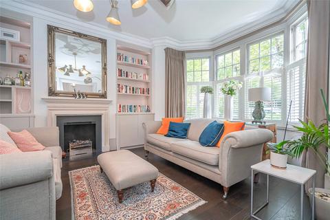 11 Leaside Avenue, London, N10 3BT