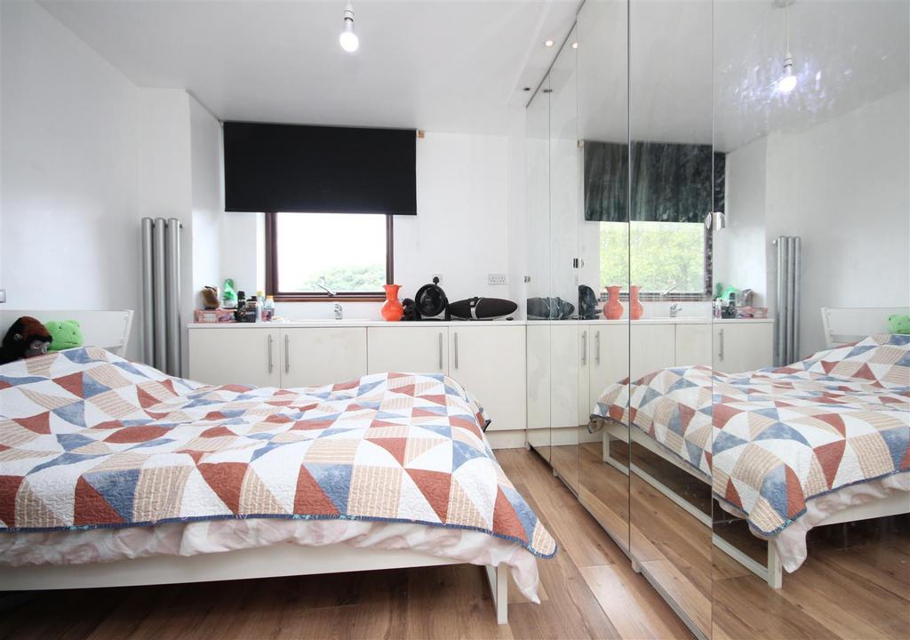 Bedroom2.JPG