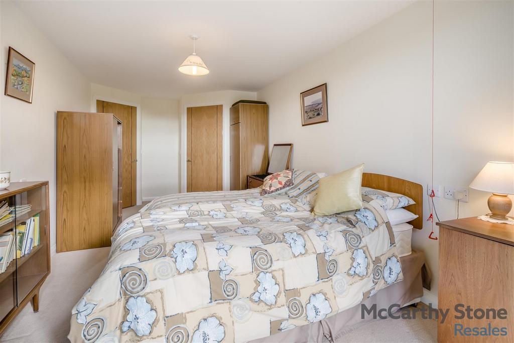 8664063-interior16.jpg