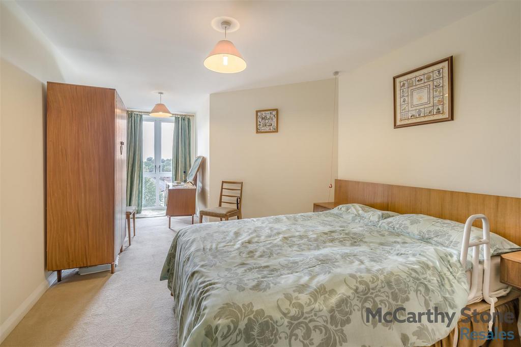8664063-interior12.jpg