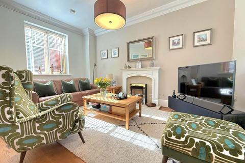 4 bedroom mews for sale, Clickers Place, Northampton NN5