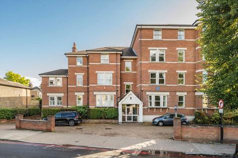 Upper Richmond Road, London SW15