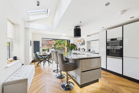 3 bedroom semi-detached house for sale, Clarence Road, Horsham RH13