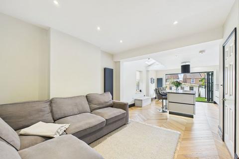 3 bedroom semi-detached house for sale, Clarence Road, Horsham RH13