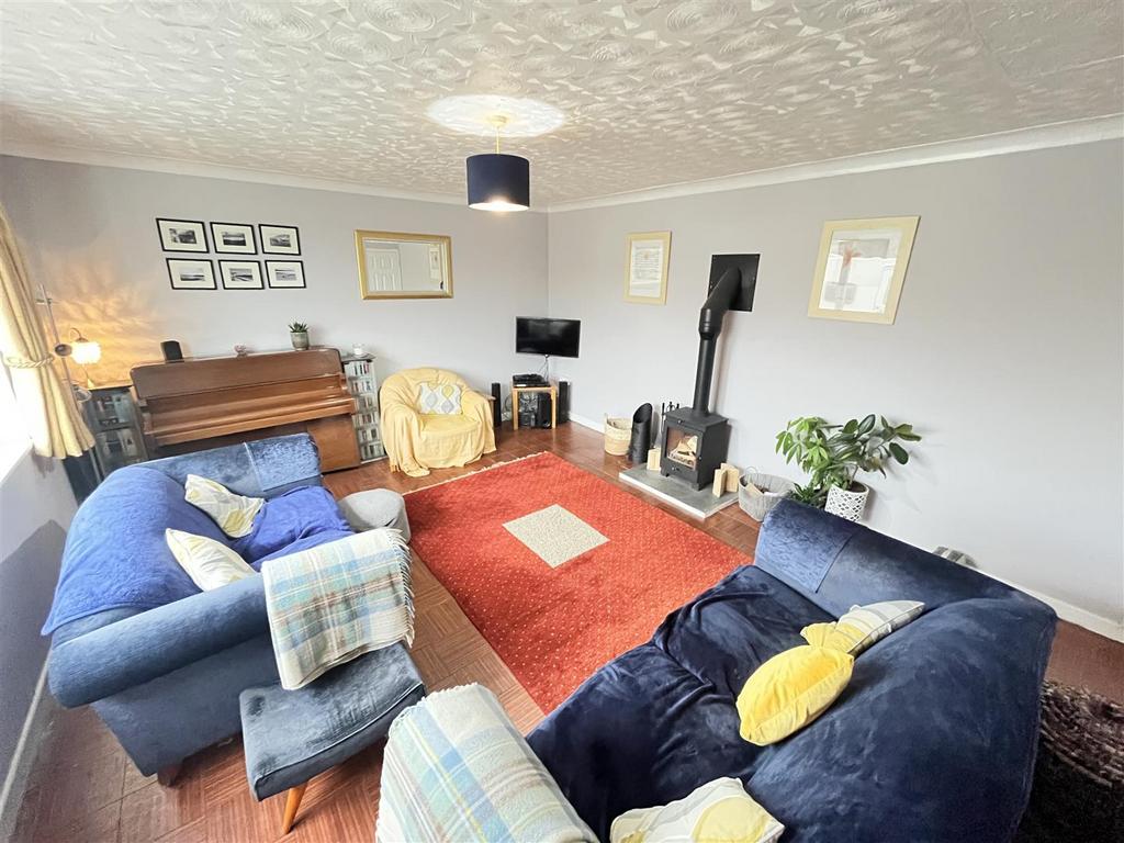 Living room.JPG