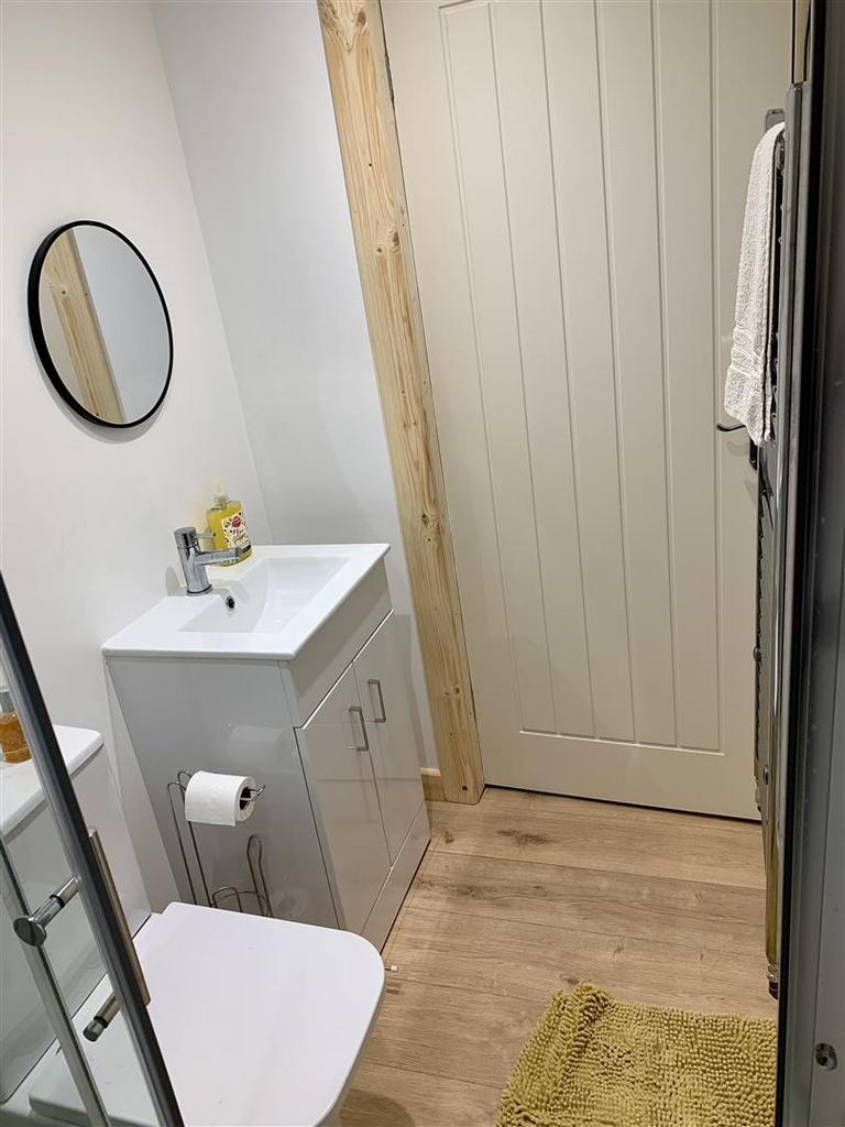 Ensuite Shower Room