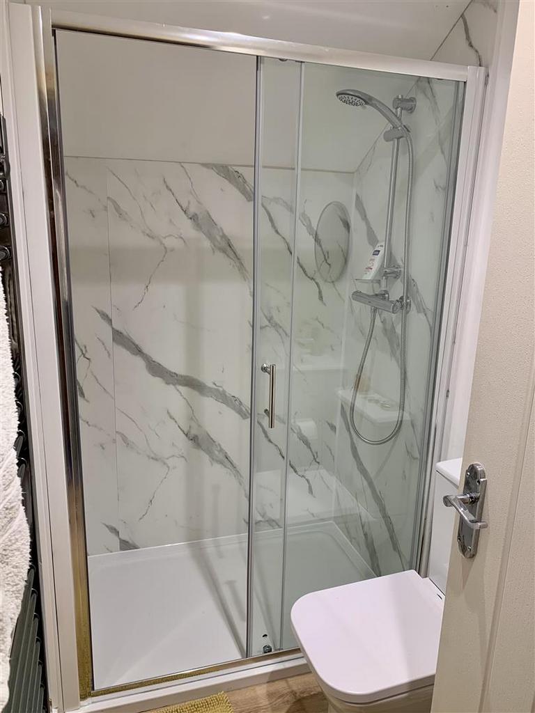 Ensuite Shower Room