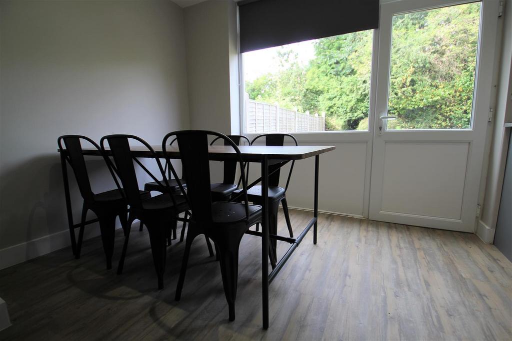Dining Room.jpg