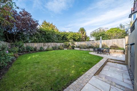 undefined, Kingston Hill, Kingston upon Thames, Surrey, KT2