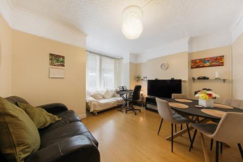 2 bedroom maisonette for sale, Grange Road, London, SE25