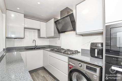 4 bedroom terraced house for sale, Entwisle Road, Rochdale, OL16