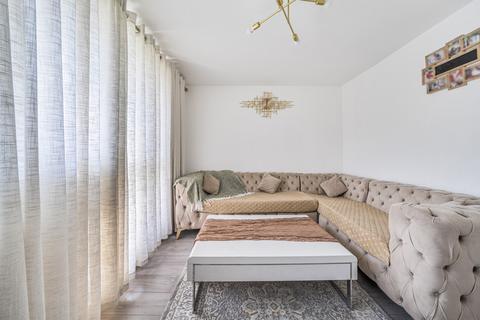 1 bedroom apartment for sale, Duncombe Hill, London