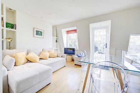 Kempsford Gardens, Earls Court, London, SW5