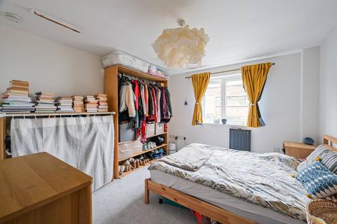 Murray Grove, Hoxton, London, N1