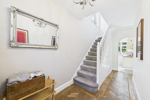 3 bedroom semi-detached house for sale, Caterham Drive, Coulsdon CR5