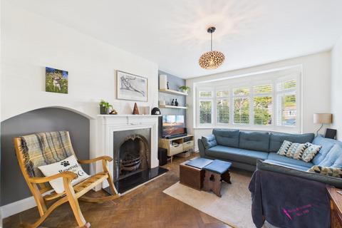 3 bedroom semi-detached house for sale, Caterham Drive, Coulsdon CR5