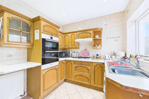 2 bedroom detached bungalow for sale, Highfield Road, Dereham